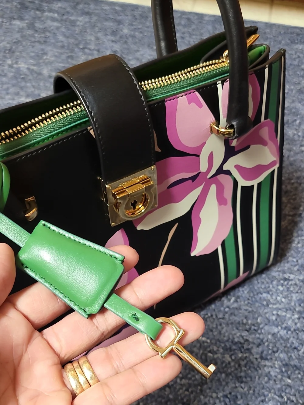 Rare Salvatore Ferragamo Black Floral Tote Bag with Pink Accent - Picture 6 of 14